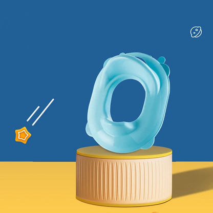 Adaptador de treinamento de uso sanitário para crianças.