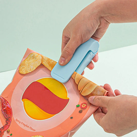 Mini Máquina de Selagem para Embalagens - Proteja sua família de contaminação por insetos (baratas nojentas, formigas e outros), e prejuízos por perda das sobras de produtos!